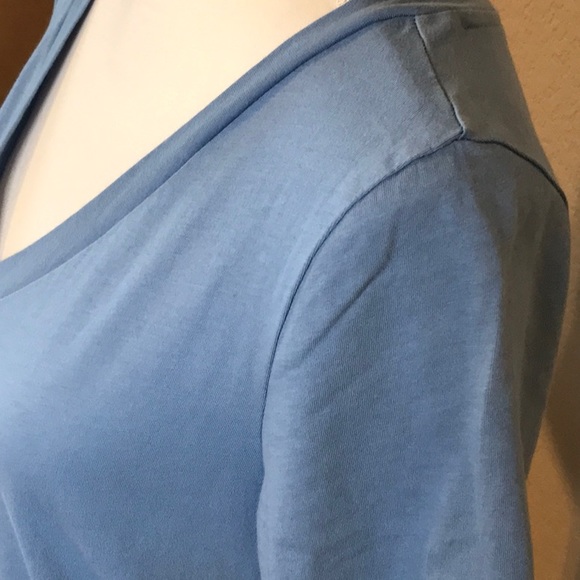 GAP Organic V-Neck Cotton T-Shirt - Picture 8 of 10